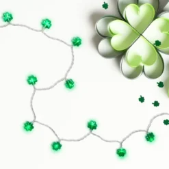 Northlight 20-Count Green LED Mini St Patrick's Day Shamrock Lights - 7ft Clear Wire